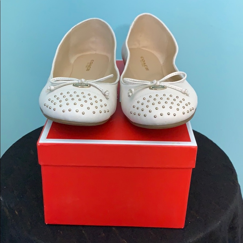 Coach round toe flats